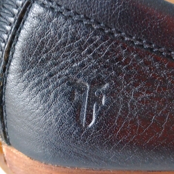 Dark Navy Blue Slip-On Loafers with Smooth Leather and Rounded Toe. Size 10.5 - Picture 4 of 6